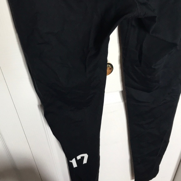 Black Athletic Leggings - Picture 4 of 4